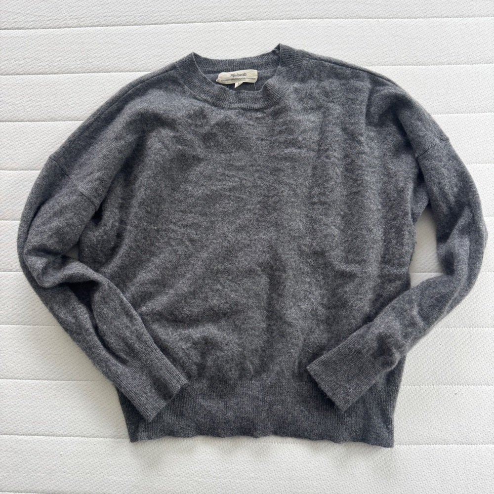 Madewell (Re)sponsible Cashmere Oversized Crewneck Sweater - Picture 2 of 7